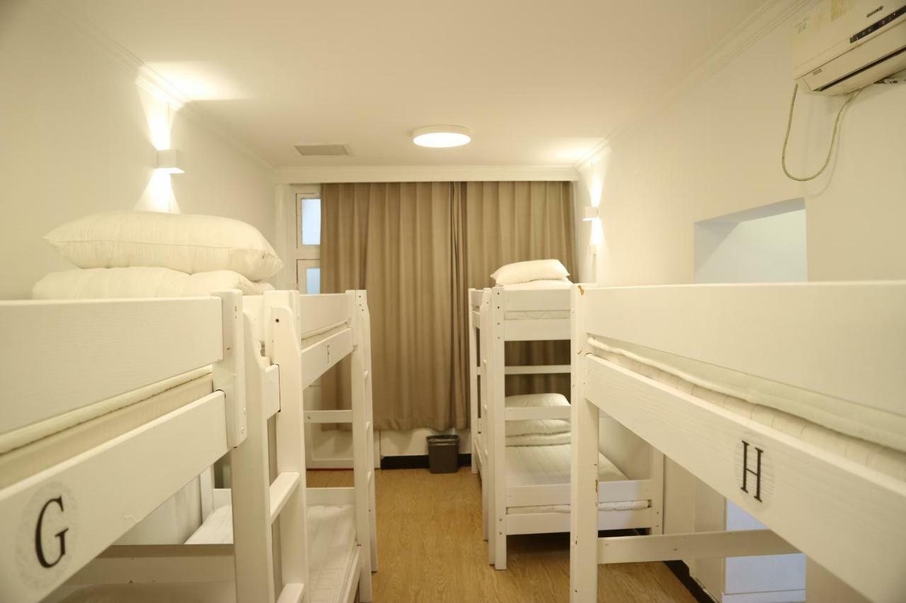 Beijing Leo Courtyard Hostel Exterior photo